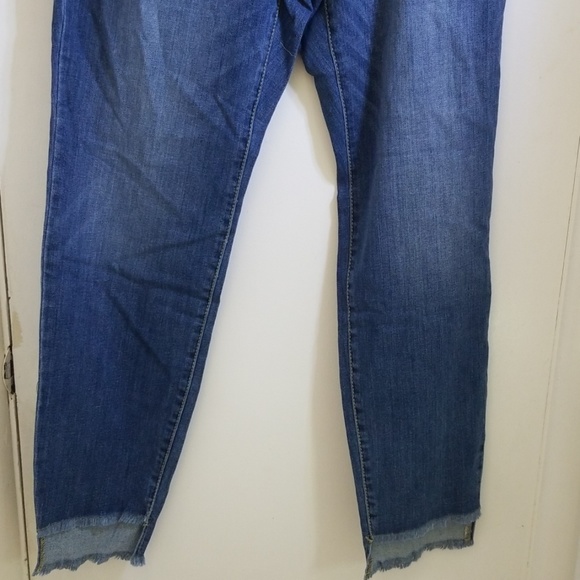 BUNDLE OF 3/$35 - Picture 2 of 6